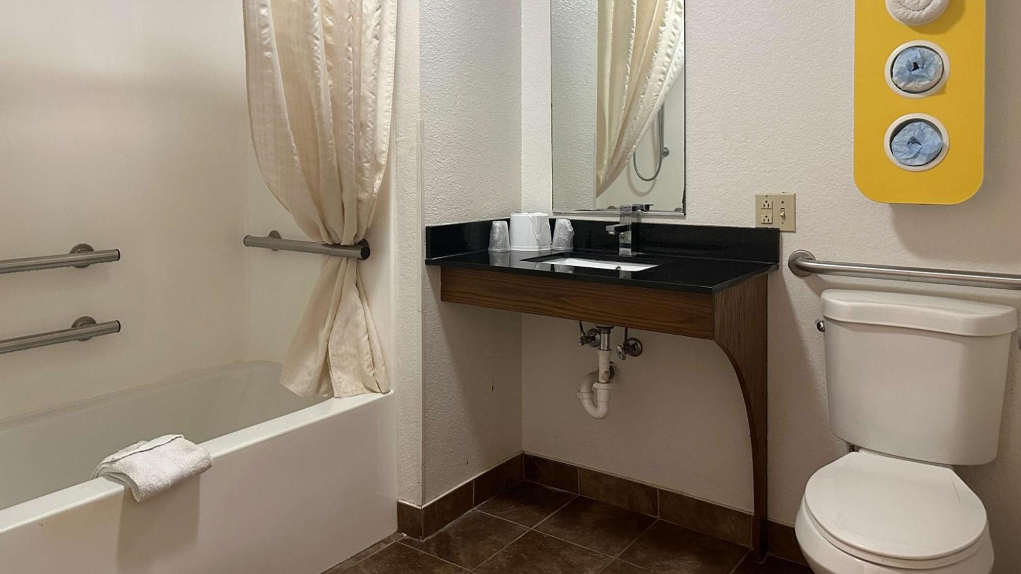 Motel 6-Waterloo, Ia מראה חיצוני תמונה