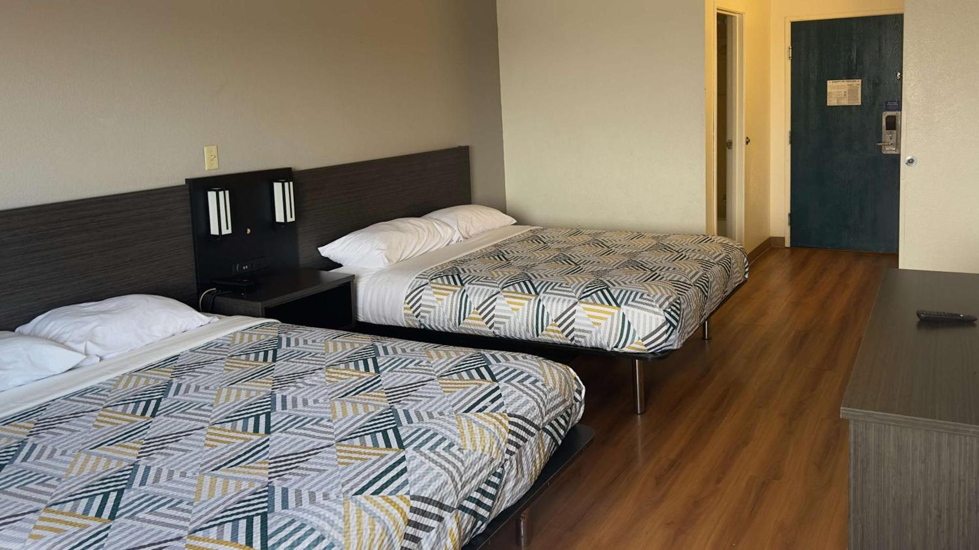 Motel 6-Waterloo, Ia מראה חיצוני תמונה