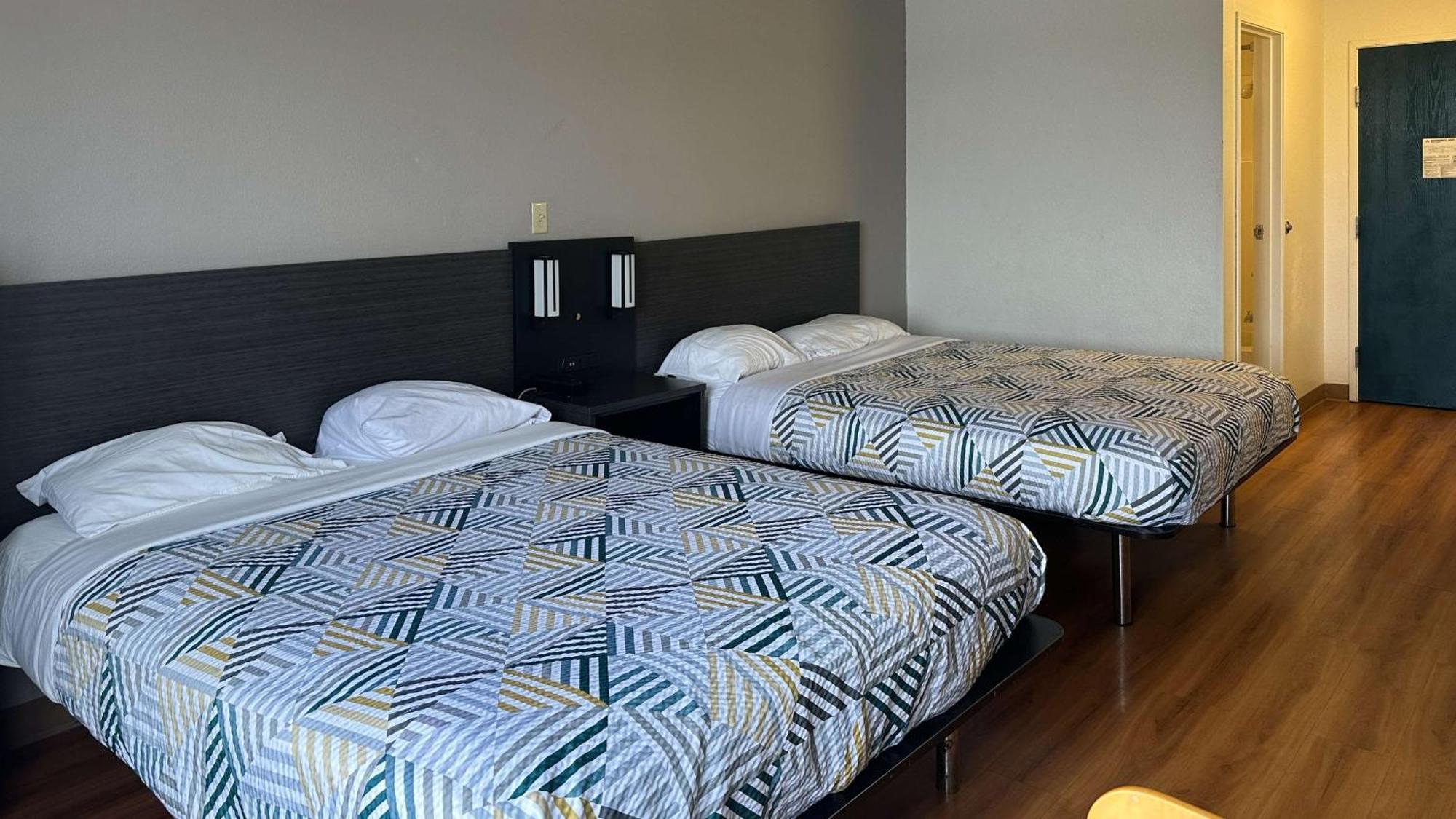 Motel 6-Waterloo, Ia מראה חיצוני תמונה