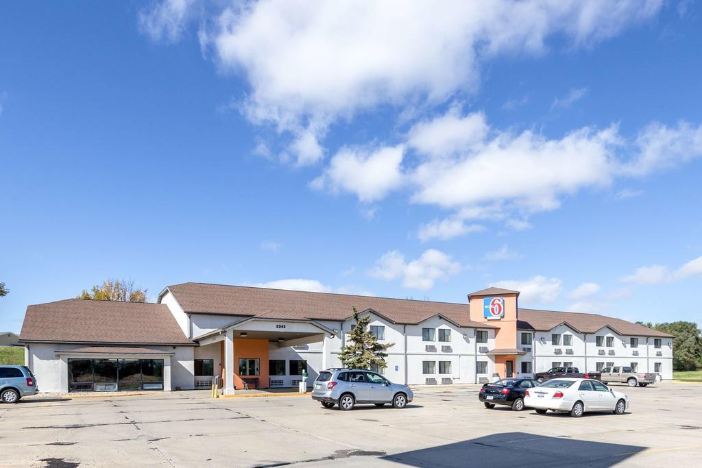 Motel 6-Waterloo, Ia מראה חיצוני תמונה