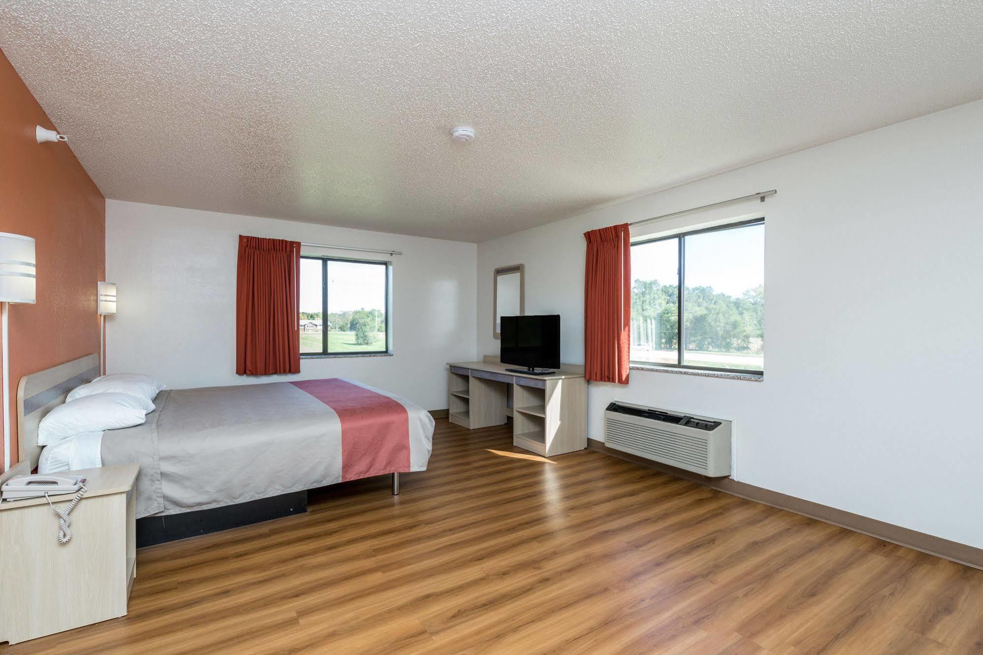 Motel 6-Waterloo, Ia מראה חיצוני תמונה